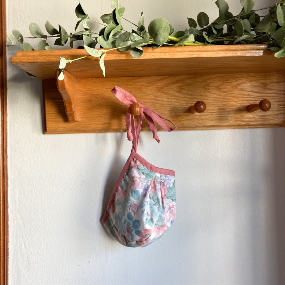 🌸 SWEET AS APRIL handmade reversible floral bonnet